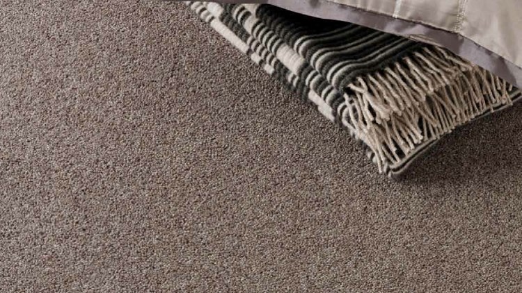 tapis de sol en moquette pour protéger vos fléchettes ainsi que le sol